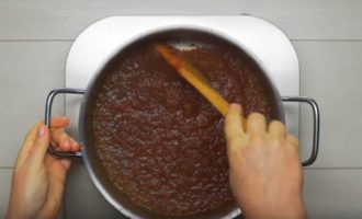 Klasyczny sos śliwkowy tkemali – 9 przepisów na zimę krok po kroku