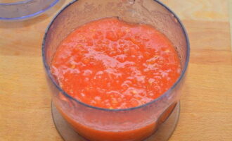 Pomidory we własnym soku na zimę - 10 przepisów na lizanie palców krok po kroku