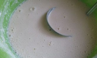 Naleśniki z mlekiem - 10 najsmaczniejszych i najprostszych przepisów krok po kroku