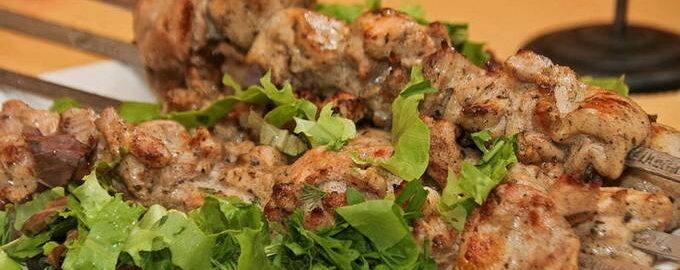 Marynata z kurczaka z kebabem - 8 najlepszych i najsmaczniejszych przepisów na miękki i soczysty kebab
