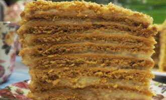 Ciasto imbirowe - klasyczny domowy przepis z działaniami krok po kroku