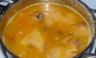 Zupa Grochowa - 10 przepisów krok po kroku