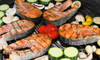 Ryba z grilla - 10 najlepszych przepisów na ryby z grilla z