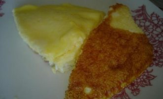 Bujny omlet na patelni z mlekiem - 10 przepisów krok po kroku