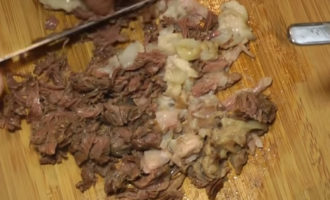 Jak gotować galaretowate mięso z golonki i golonki - 7 pysznych przepisów krok po kroku