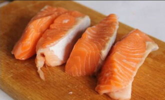 Zupa rybna łososiowa – 10 przepisów na klasyczną zupę rybną w domu krok po kroku