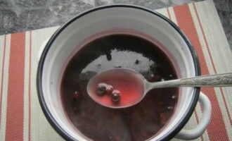 Kissel z mrożonych jagód i skrobi - 7 przepisów na gotowanie galaretki w domu