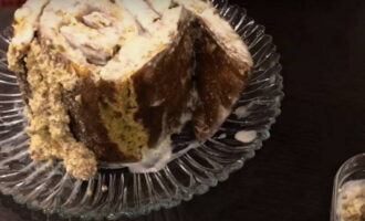 Rotten Stump Cake - klasyczny domowy przepis z działaniami krok po kroku