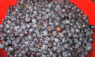 Galaretka winogronowa - 4 przepisy na zimę krok po kroku