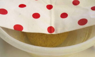 Wielkanocne raki - 8 przepisów na kruche ciasta z krok po kroku