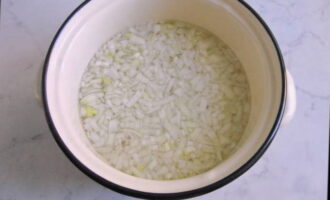 Kharcho z kurczaka - 7 przepisów na klasyczną zupę kharcho z ryżem, ziemniakami w domu z działaniami krok po kroku