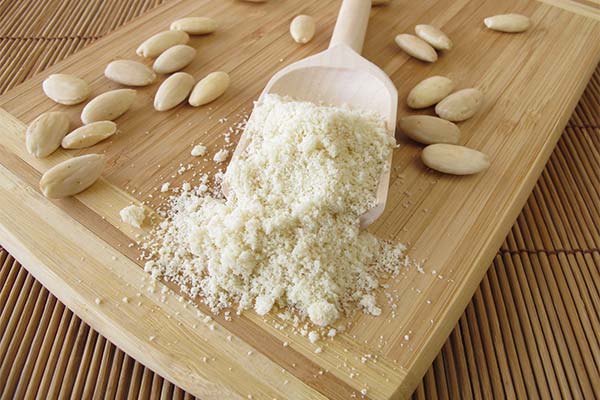 Jak zrobić mąkę migdałową