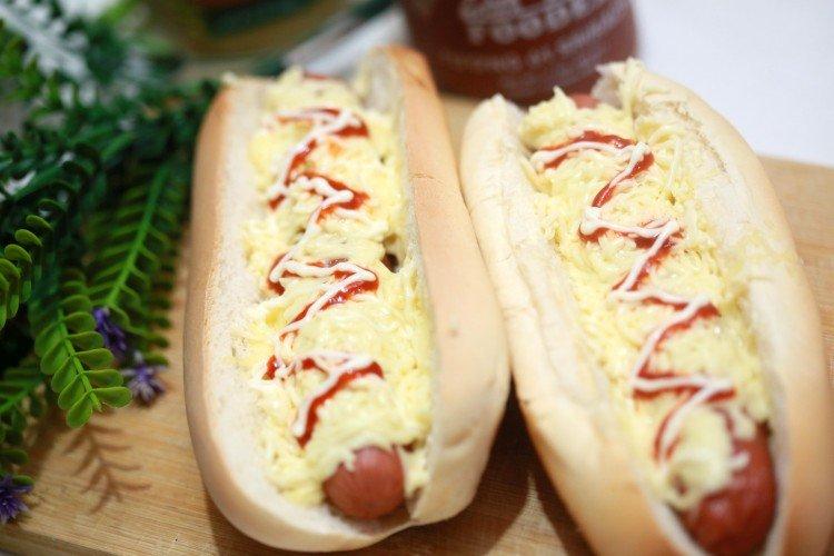 Szybki hot dog domowej roboty
