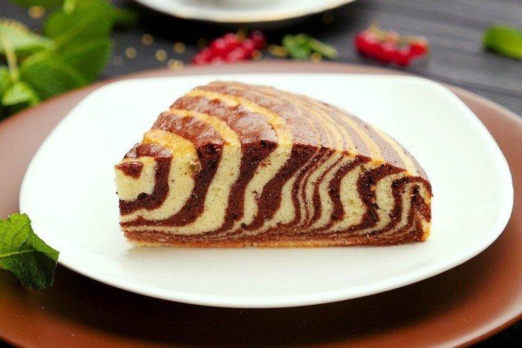 Klasyczne ciasto zebry z ciasta biszkoptowego - przepisy kulinarne