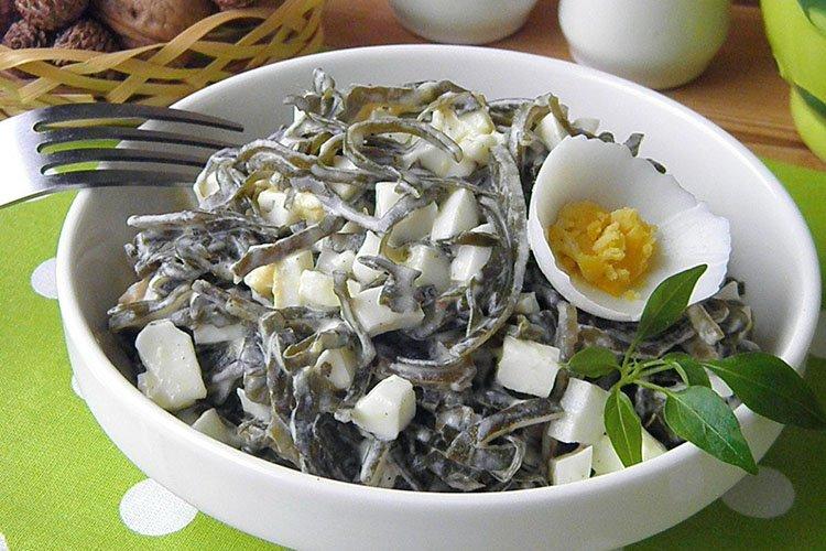 Sałatka z wodorostów „Morze” - przepisy kulinarne