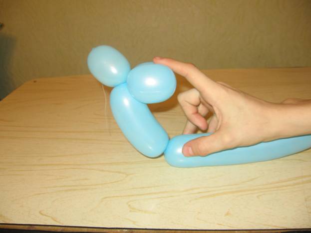 Jak zrobić balonowego psa. Krok 5